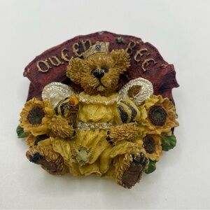 Boyd’s Bears Bearwear “Victoria Queen Bee” Hand-Painted Resin Pin, Signed, 2”